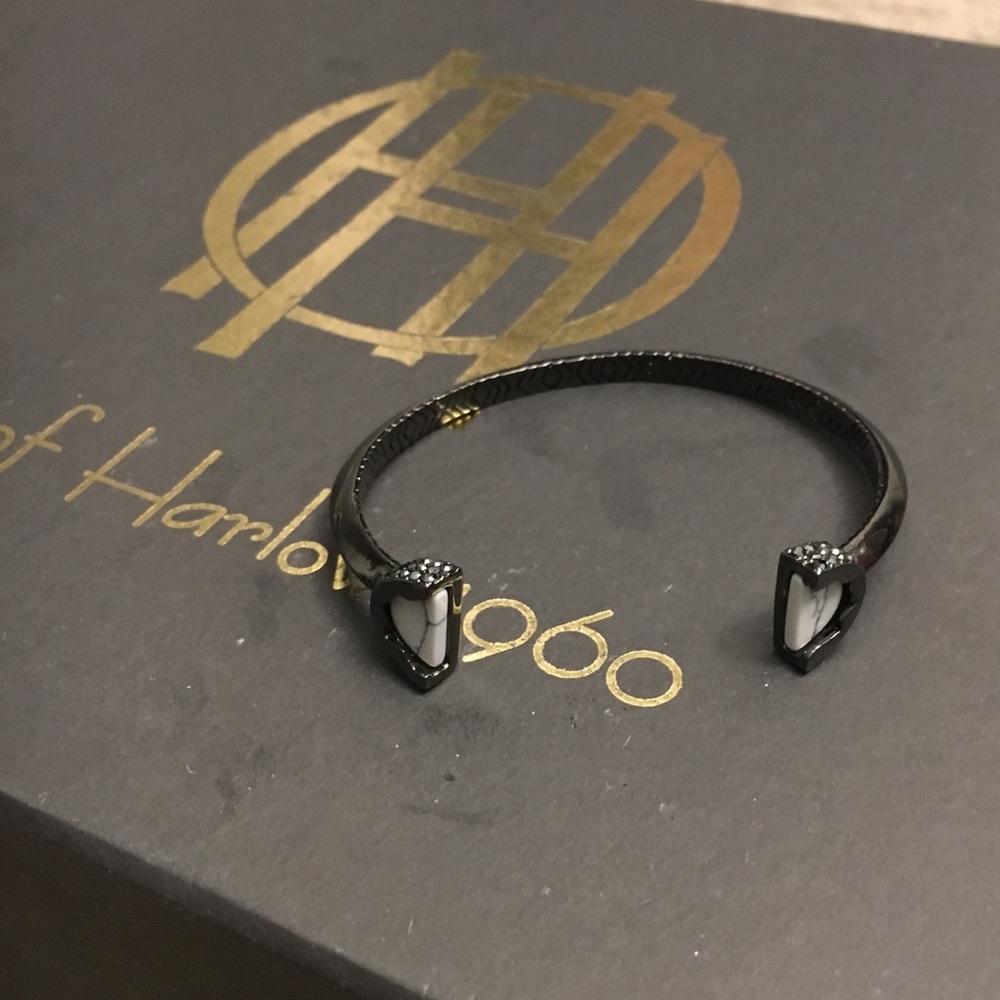 House of Harlow 1960 Tanga Coast Cuff